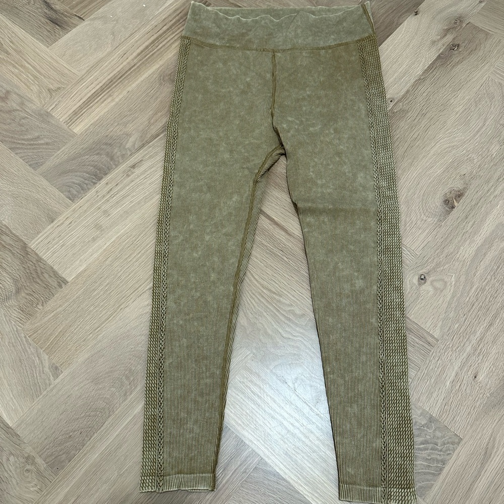 Aerie Women's Tan Knit leggings - Picture 3 of 6
